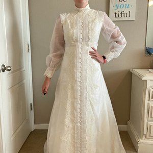 Vintage Lace Wedding Gown and Veil
